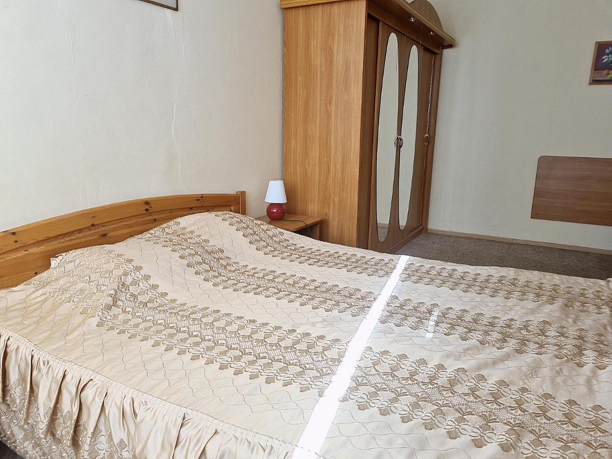 Laine Guesthouse Narva-Jõesuu エクステリア 写真