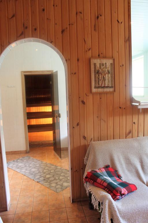 Laine Guesthouse Narva-Jõesuu エクステリア 写真